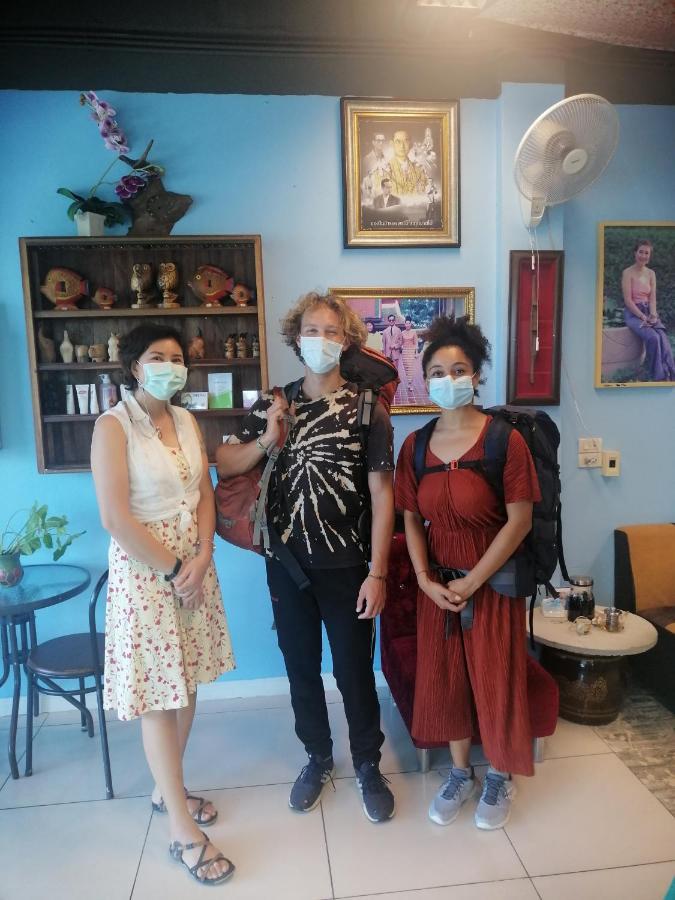 Aekkalukthai Hostel Rayong Exteriör bild